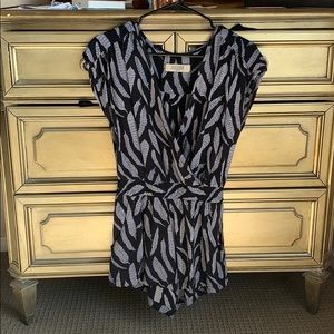Patterned romper
